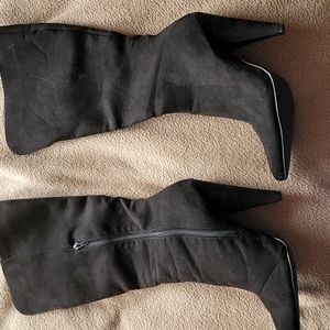 Sweet Lil Black 👢 Boots